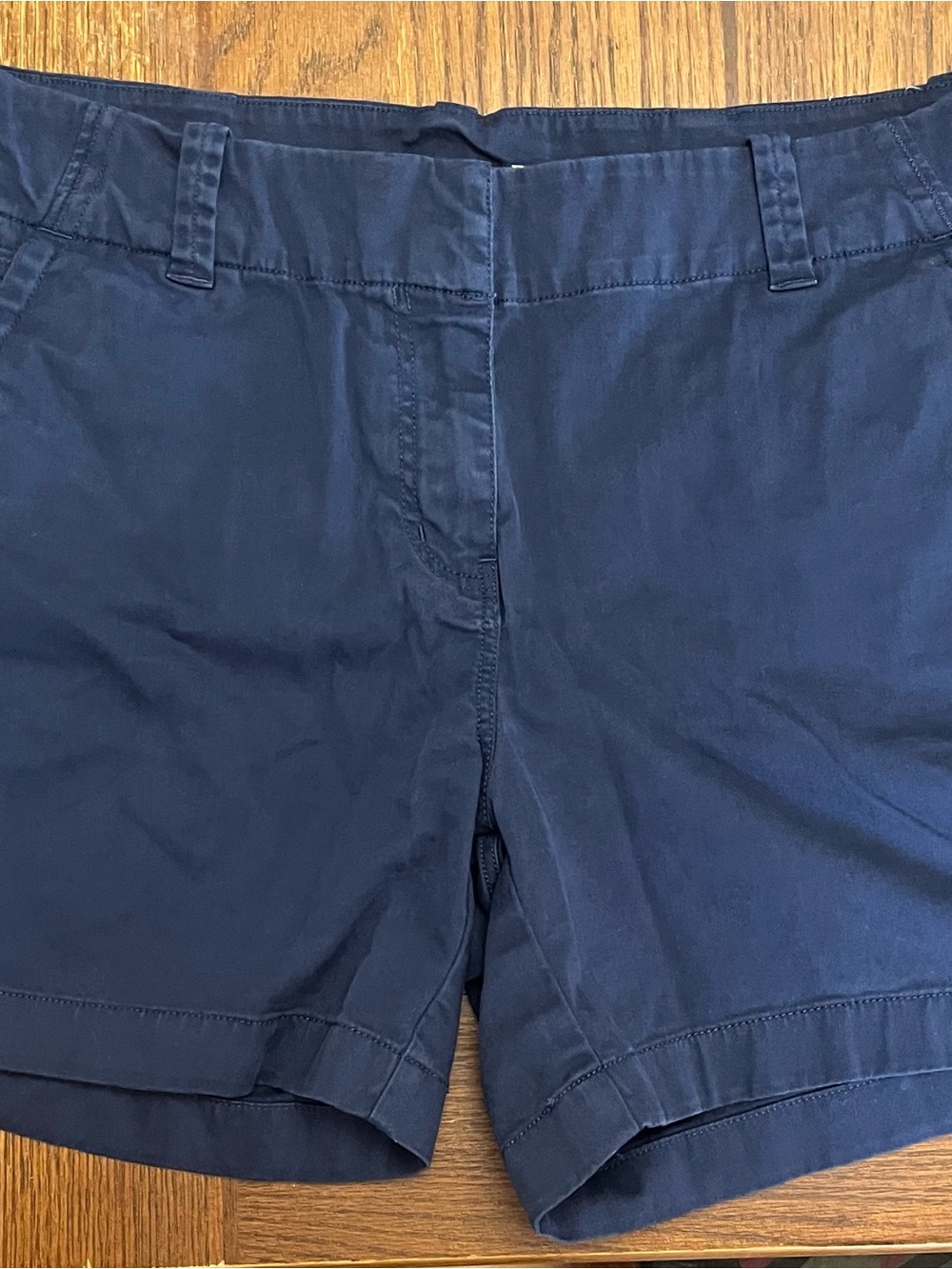Womens Vineyard Vines Every Day Navy Blue Shorts 5” Inseam Size 8 EUC